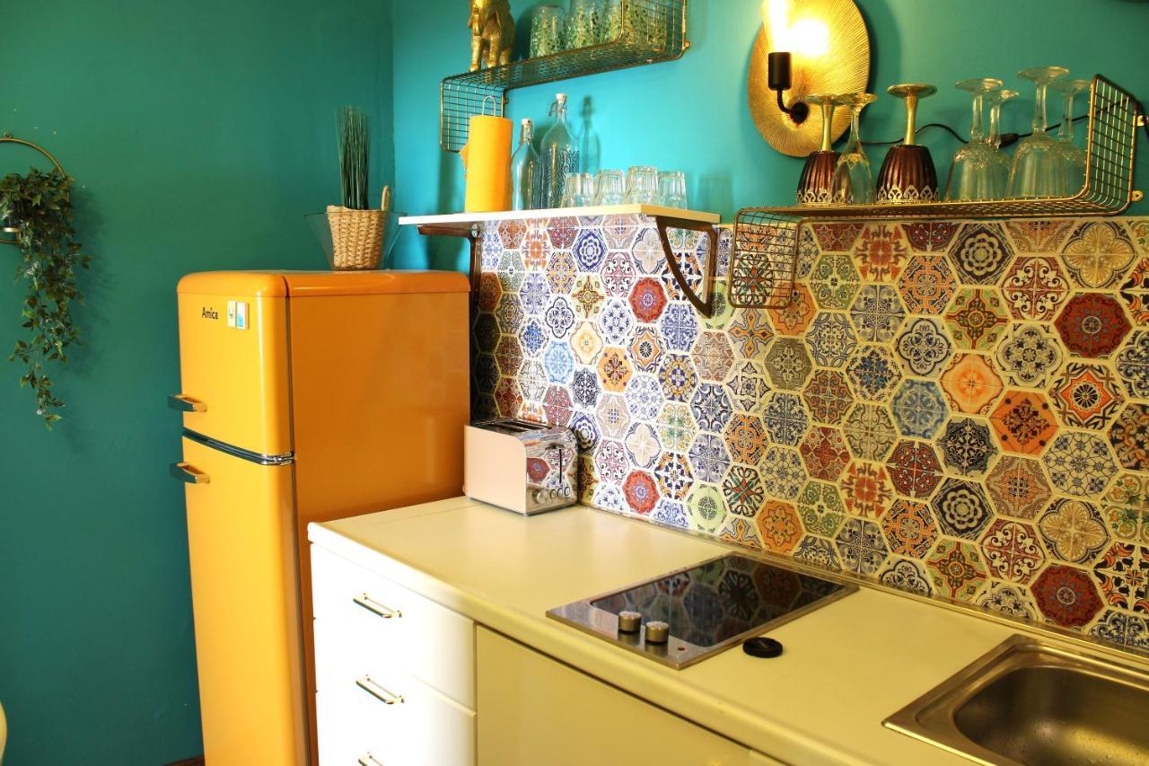 רוביני Oh La La Apartment Old Town מראה חיצוני תמונה