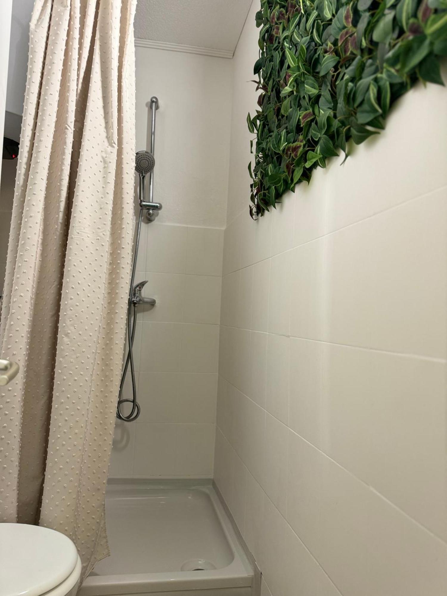 רוביני Oh La La Apartment Old Town מראה חיצוני תמונה